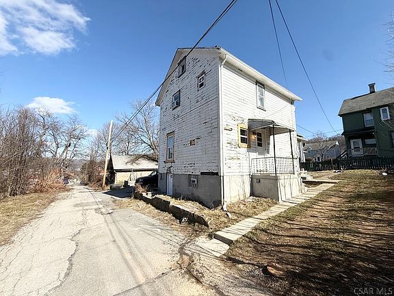 2nd image of 817 Park Ave #R