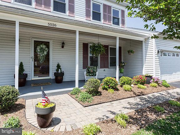3rd image of 5526 Belle Pond Dr