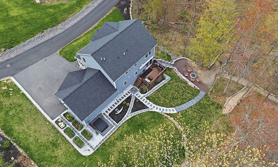 1st image of 131 Damon Rd