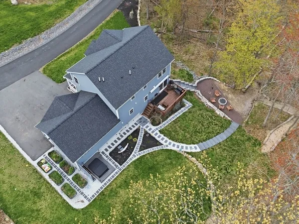 131 Damon Rd, Fitchburg, MA 01420
