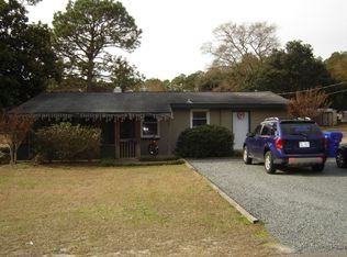 101 Bass St, Holly Ridge, NC 28445