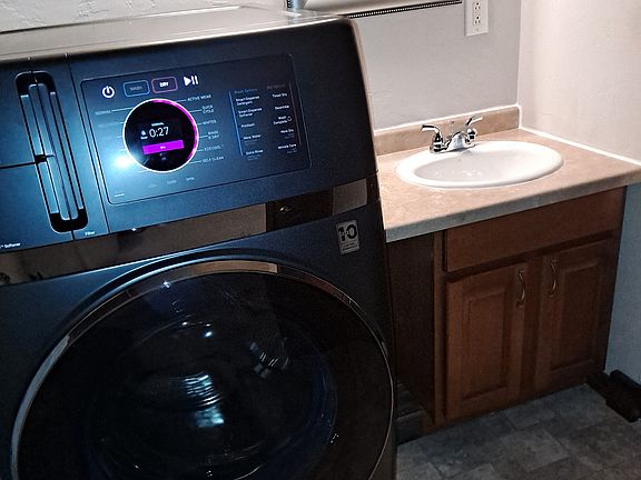 5th image of 921 N Appleton St #1/2