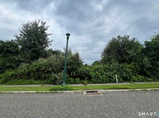 29 Farm View Drive, Norwich, CT 06360