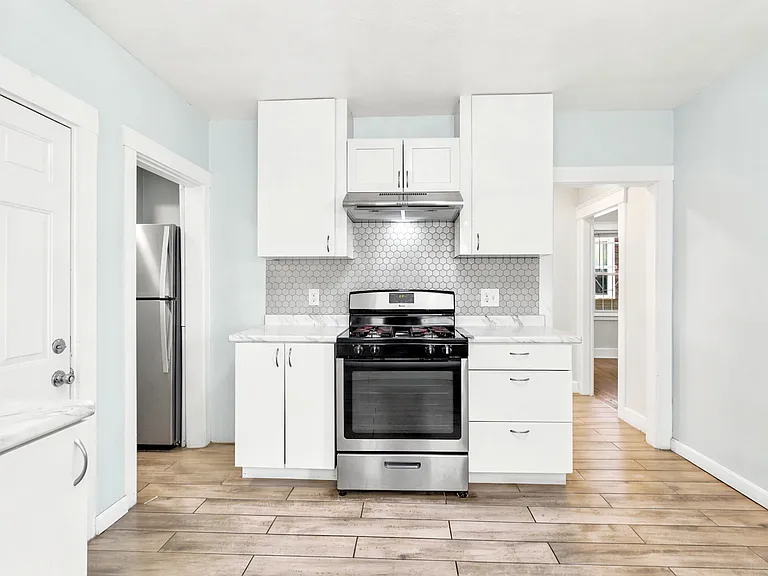 72 Olney St #1 — Photo 5