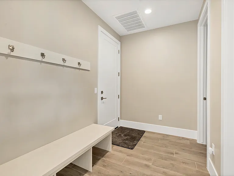 2762 Whirlaway Trl — Photo 33
