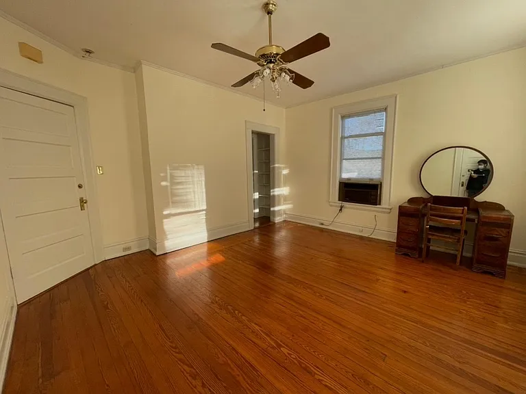 501 E Kingston Ave #E — Photo 13