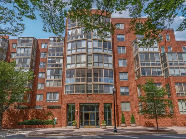 1050 N Taylor St #1710, Arlington, VA 22201