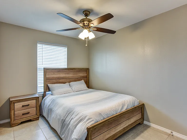 2BR- Room