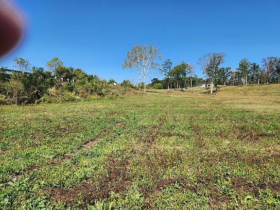 2nd image of 2493 Colfax Rd