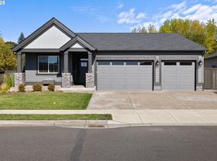 13704 NE 102nd St, Vancouver, WA 98682