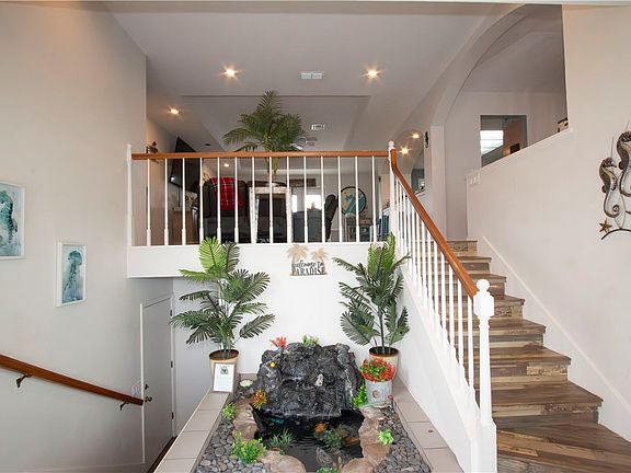 4th image of 108 Tarpon Ct