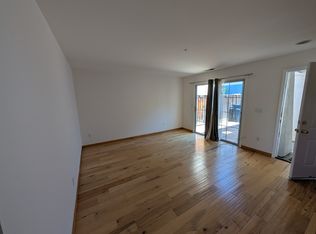 833 N San Antonio Rd, Los Altos, CA 94022