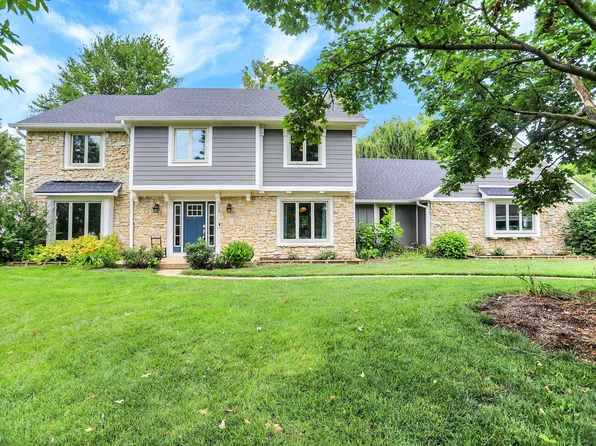125 Lynn Ct, Zionsville, IN 46077
