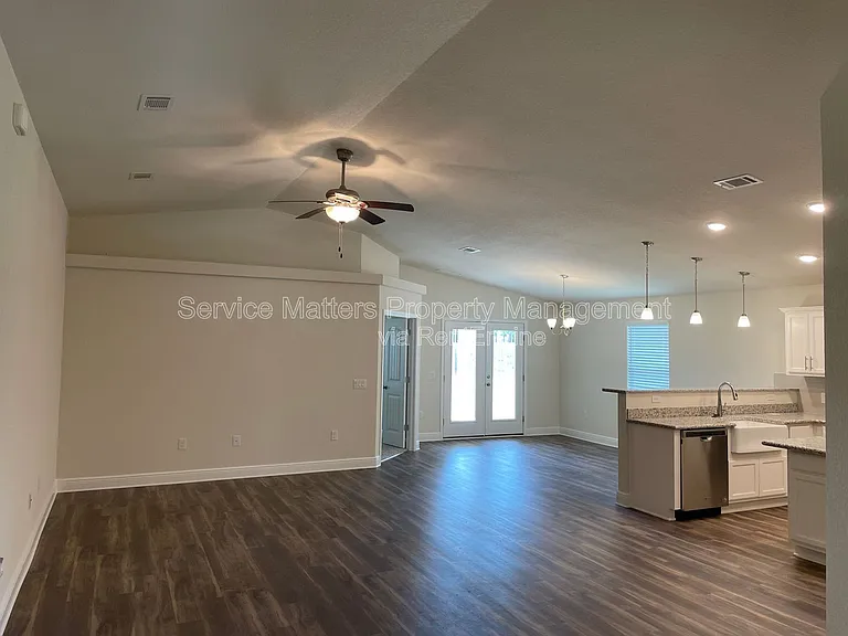 5184 Peach Dr — Photo 3