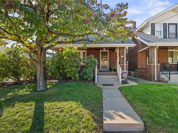 301 5th Ave, New Kensington, PA 15068