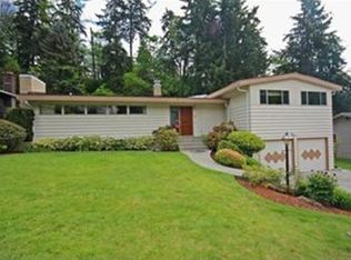 13670 17th Ave SW, Burien, WA 98166