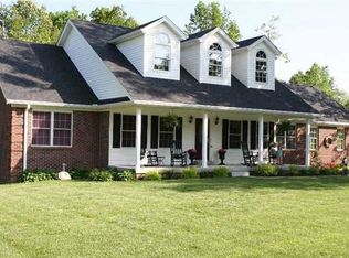 210 River Edge Rd, Brandenburg, KY 40108