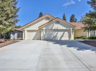 864 Ridgeview Dr, Woodland, CA 95695