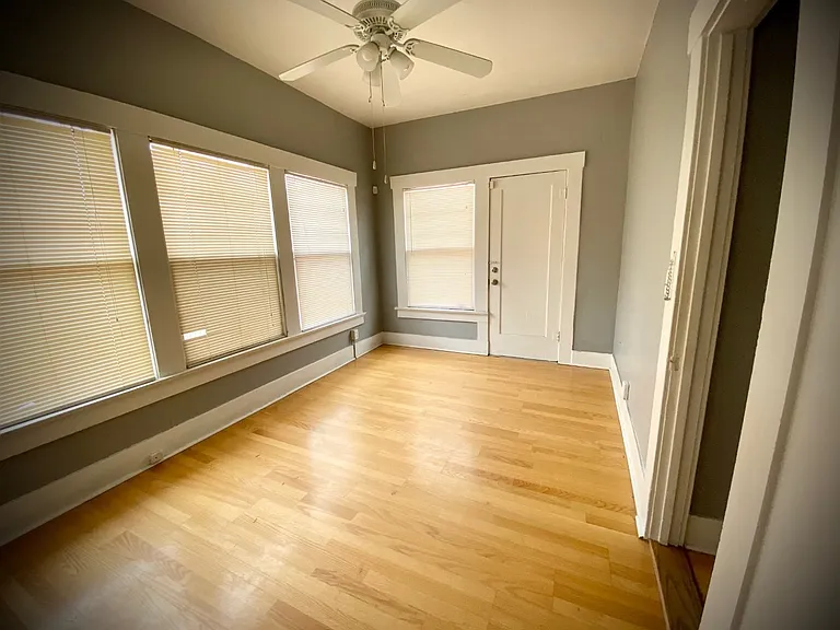 715 East 5th Street - 717 E. 5TH — Photo 6