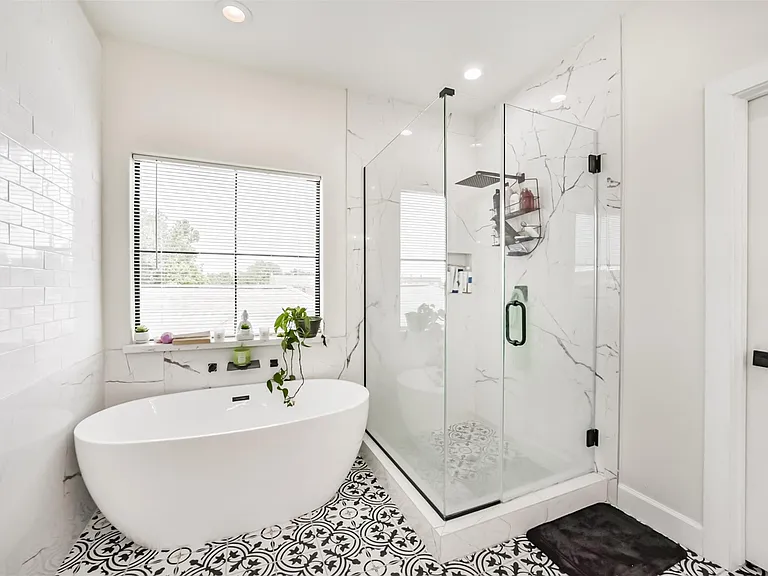 6008 Canal St — Photo 22