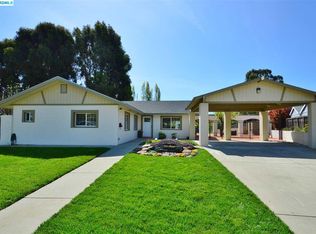 1777 Canyon Dr, Pinole, CA 94564