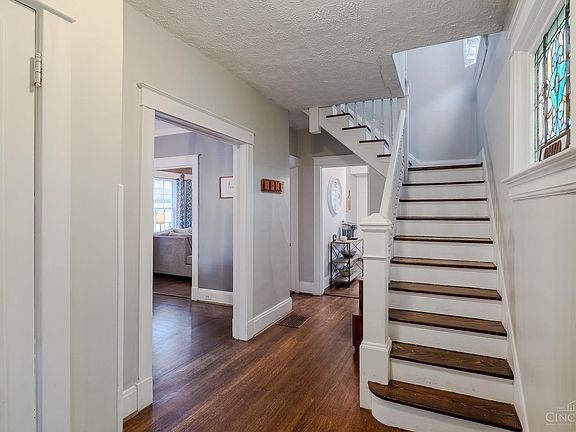 3rd image of 3935 S Jefferson Ave