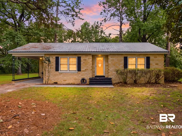 402 E 11th St, Bay Minette, AL 36507