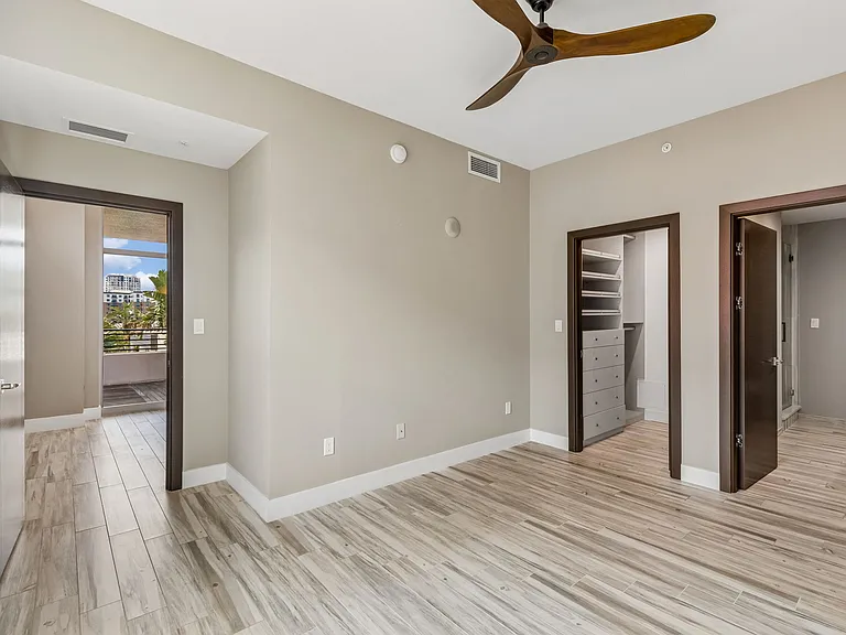 1120 E Kennedy Blvd #1030 — Photo 18