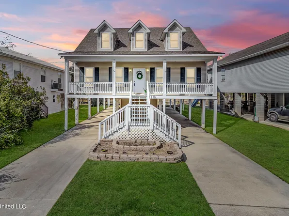 15165 Ponotoc Dr, Kiln, MS 39556