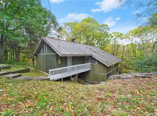 828 Durham Rd, Guilford, CT 06437