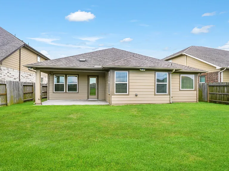 1207 Cascade Hills Dr — Photo 16