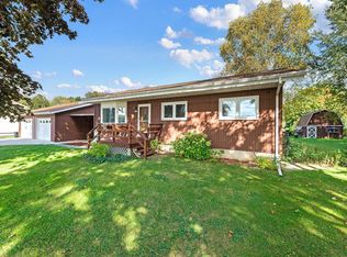 1414 Crystal Spring Rd, Two Rivers, WI 54241