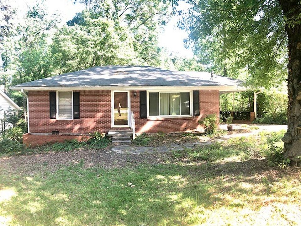 1st image of 108 N Woodland Dr