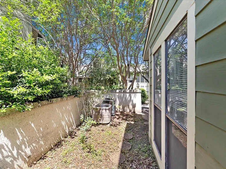 9621 Walnut St #6106 — Photo 26