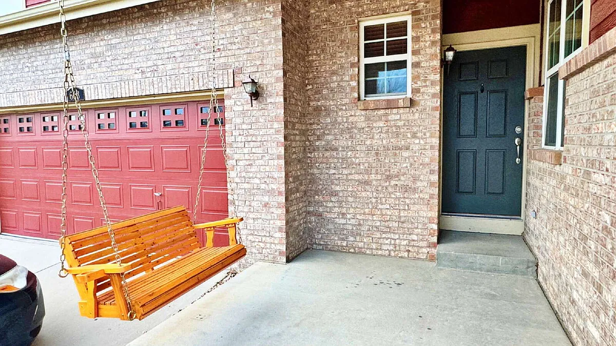 Building Photo - 663 Millet Cir
