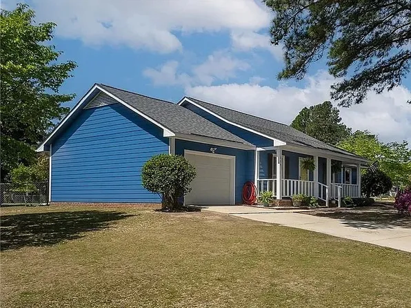 204 Bayfield St, Fayetteville, NC 28314