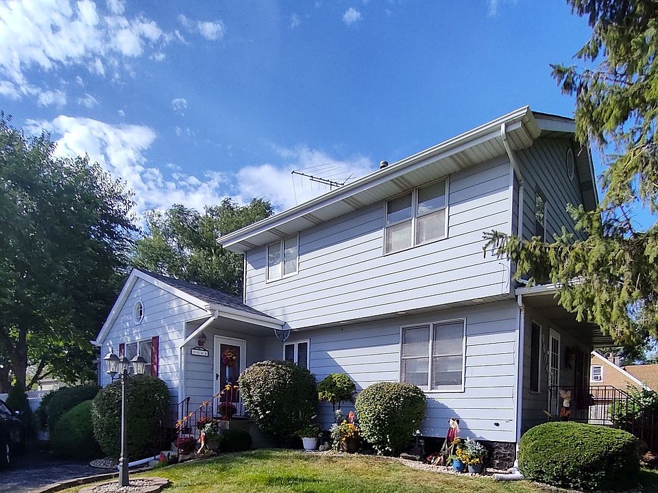 1st image of 9604 McVicker Ave
