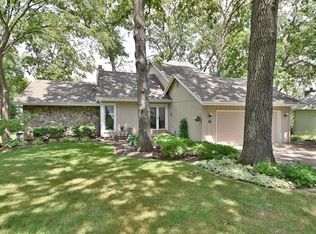 6 Vienna Ct, Lake Saint Louis, MO 63367