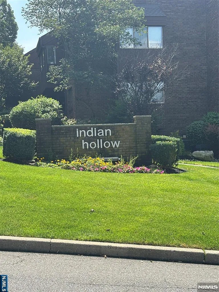 2 bed, 2.0 bath, $3,500 — Photo 1
