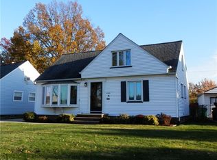 31810 Glenhurst Rd, Eastlake, OH 44095