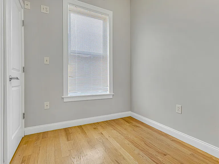 50 Dudley St #2 — Photo 17