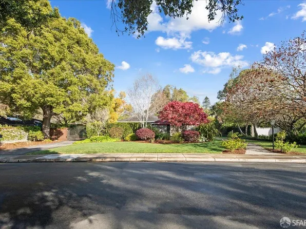 84 Wilburn Ave, Atherton, CA 94027