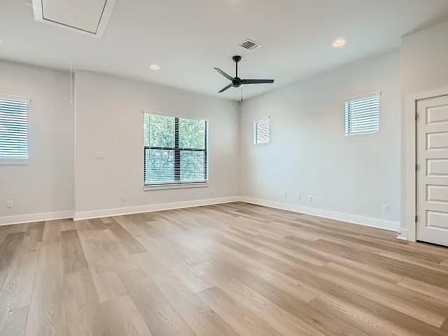 7905 Southlake Pass — Photo 4
