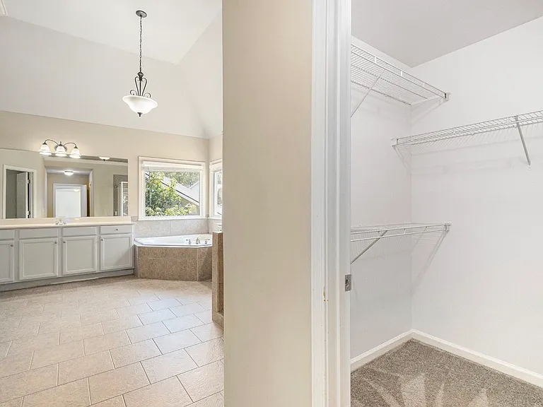 1638 Great Shoals Cir SW — Photo 13