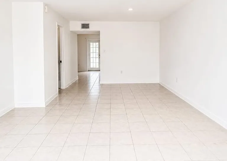 5850 Cypress Gardens Blvd #608 — Photo 2