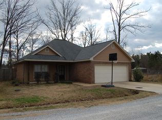 161 Stone Ridge Rd, Starkville, MS 39759