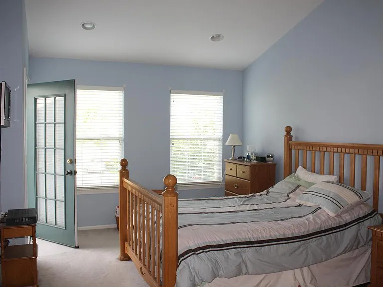 78 Pennsbury Way — Photo 4
