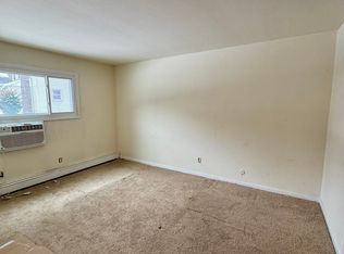 27 Forbus St #H1, Poughkeepsie, NY 12601