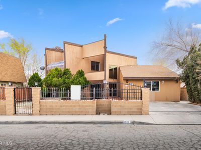 1510 W Newgrove St, Lancaster, CA, 93534