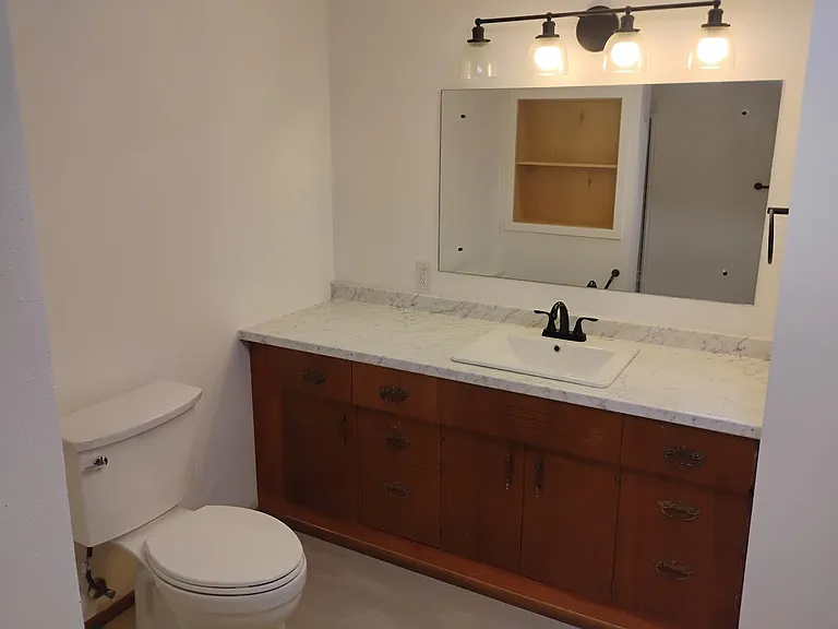 9515 N Ivanhoe Rd — Photo 22